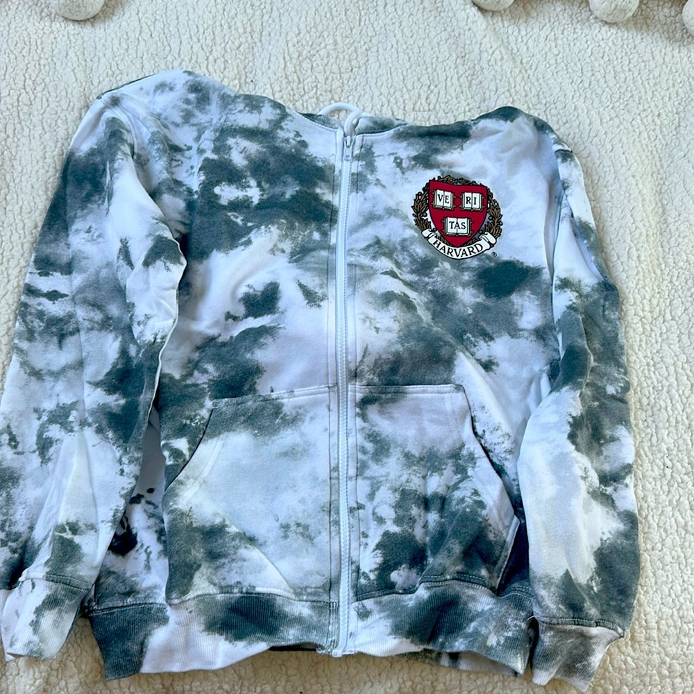 Harvard Zoe+Liv size S zip up hoodie